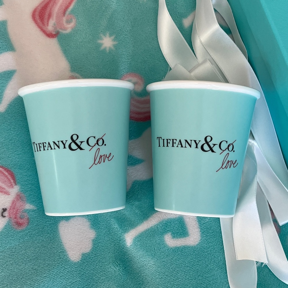 Tiffany & Co.‎ Love paper cups
